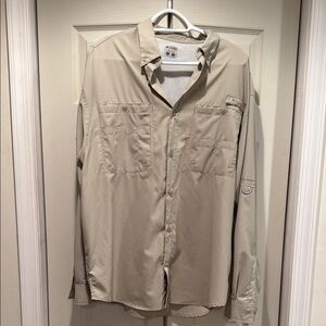 Columbia PFG Light Tan Button-Up Fishing Shirt